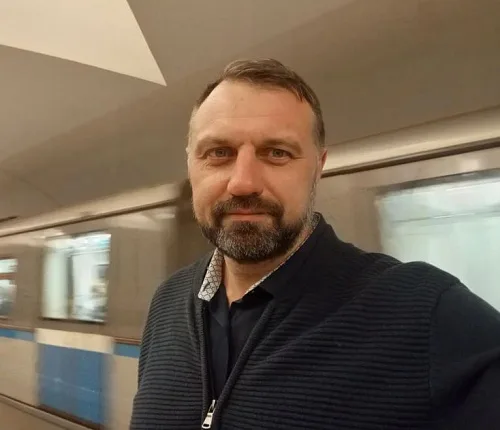 Краснов Григорий Владимирович, ведущий специалист юридической компании «Давыдов и Партнеры». 100% выигранных дел